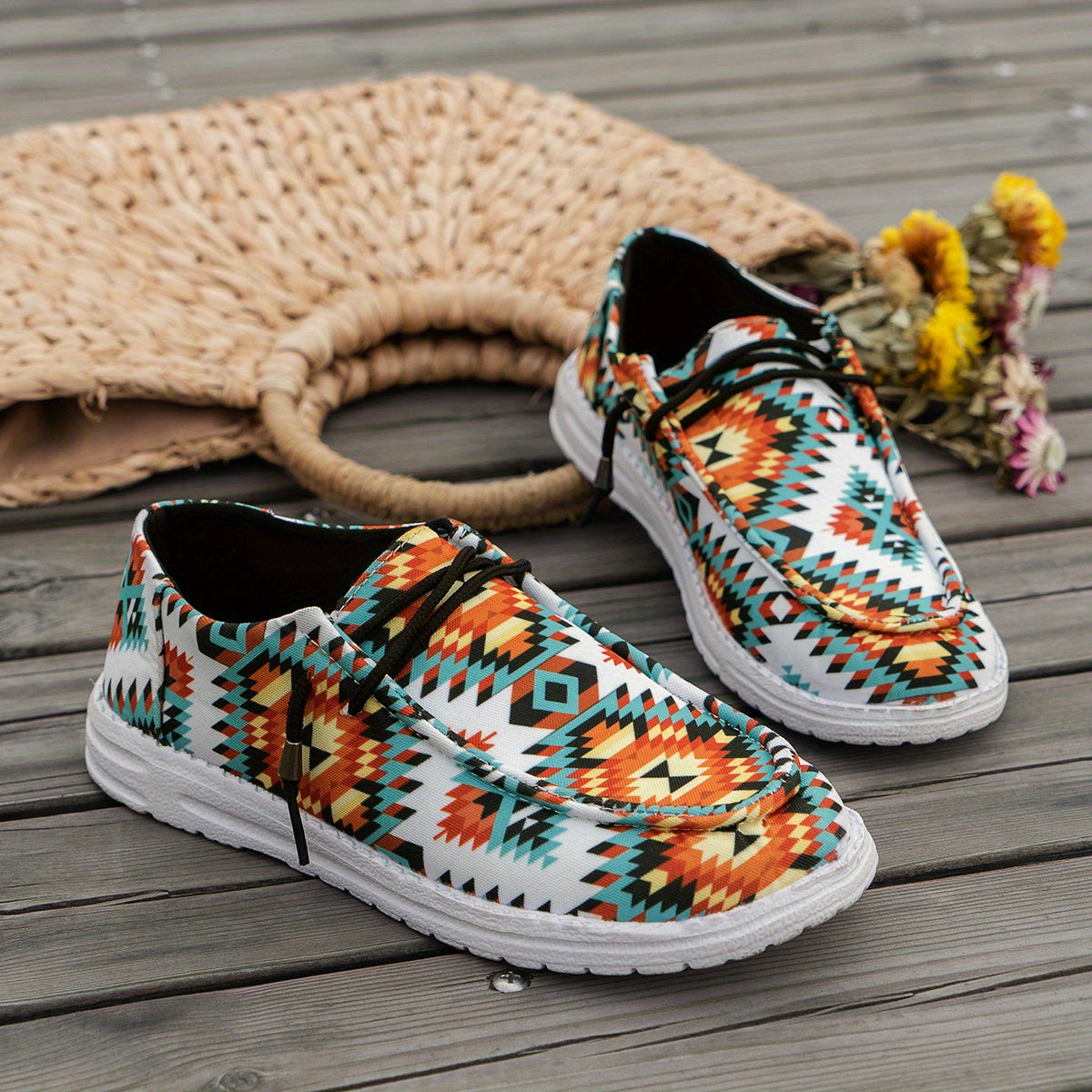 Geometric Pattern Canvas Shoes, Casual Outdoor Sneakers