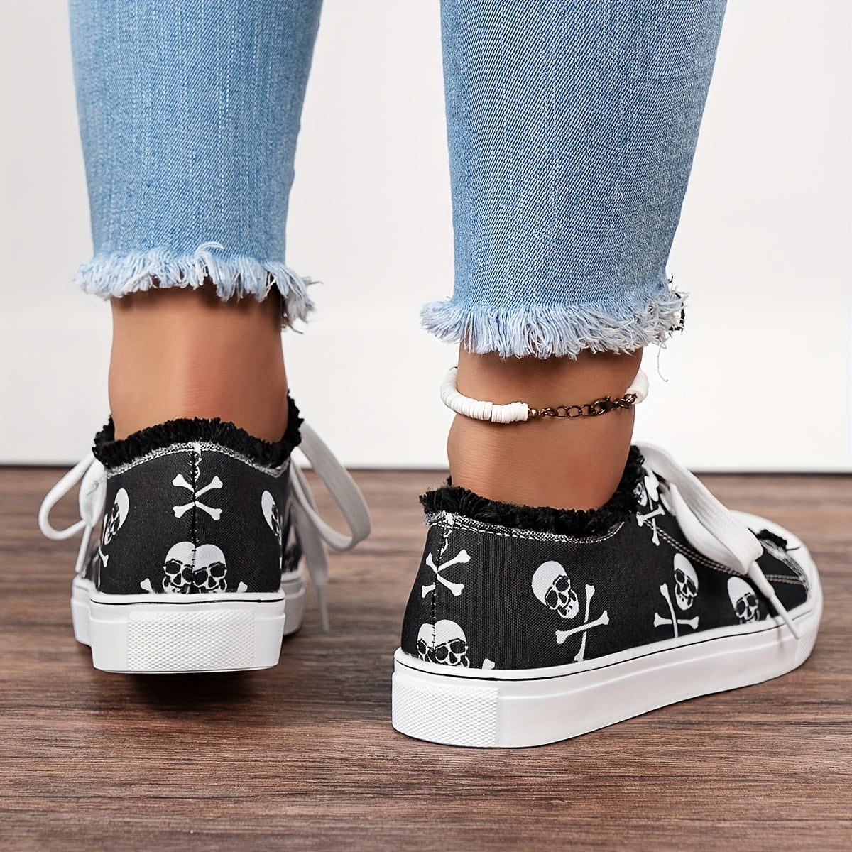 Skull Pattern Canvas Shoes, Casual Low Top Sneakers